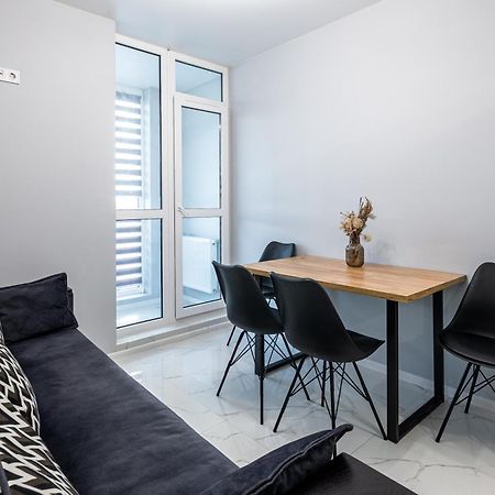 Avalon Time Apartment Lviv Dış mekan fotoğraf